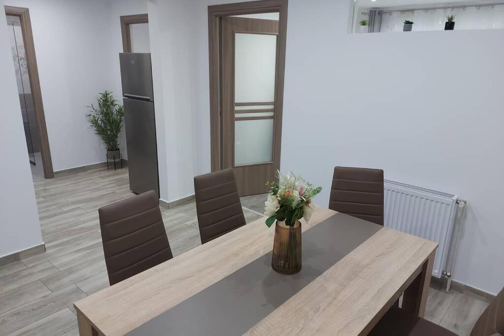 Hidden Apartment Miercurea Ciuc Εξωτερικό φωτογραφία